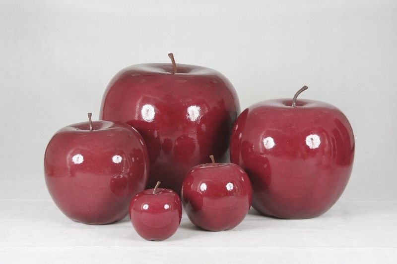 Pomme décorative finition brillant rouge modèle M
