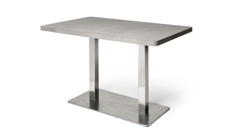 Table de bistrot Edge rectangulaire en béton et pied en inox