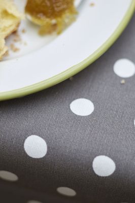 Nappe Popote gris pois blancs sur fond gris coton enduit 170x170 - Sylvie Thiriez