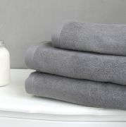 Drap de douche éponge Liou uni gris velours 70x140 - Liou