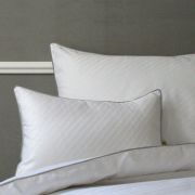 Taie de coussin satin Humphrey B blanc/ruban gris 30x50 - Liou