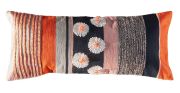 Coussin Margot en laine et coton motifs divers noir/orange feu 30x70 - Toulemonde Bochart