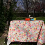 Nappe Jardin Fleuri coton enduit ourlée 160x160 - Fleur de Soleil