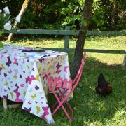 Nappe Papillons vert/prune coton enduit non ourlée 120x120 - Fleur de Soleil