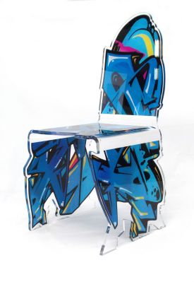 Chaise Streetart en acrylique bleu, design Christophe Bernard - Acrila Concept