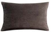 Coussin Elise velours de coton cacao 30x50 - Vivaraise