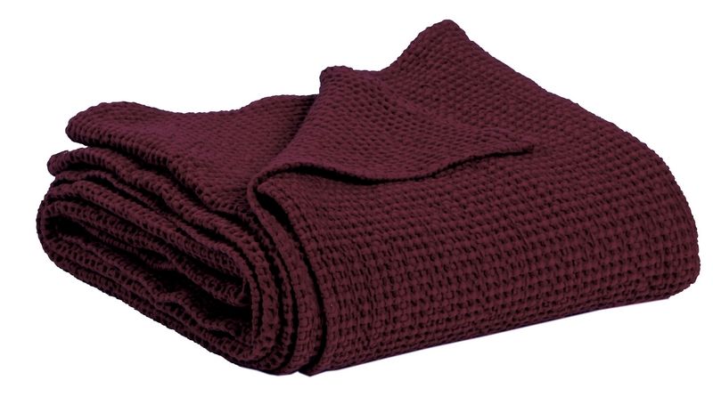 Jeté de lit uni Maïa en coton stonewashed coloris Bordeaux 260x240 - Vivaraise
