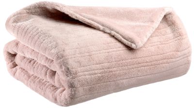 Plaid fausse fourrure Artus en polyester coloris blush 140x180 - Vivaraise