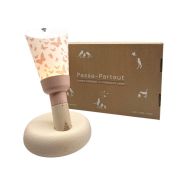 Coffret lampe Nomade enfant Papillons base rose poudre - Maison Polochon