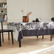 Nappe Domino en polyester noir 200x200 - NYDEL