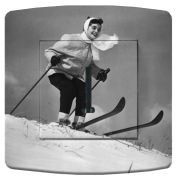Prise déco Ski / Skieuse-1 Téléphone - La Maison de Gaspard