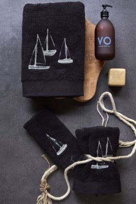 Drap de bain Stockholm éponge coton noir broderies bateaux 100x150 - Sylvie Thiriez