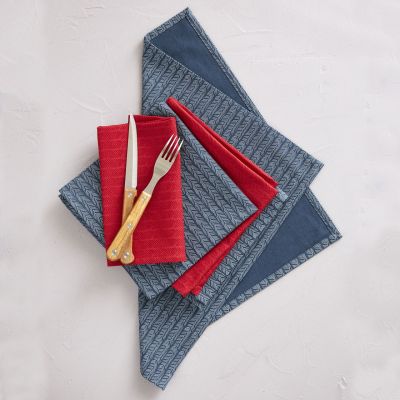 Nappe Esprit libre coton motif imprimé chevrons rustiques rouge 160x160 - Sylvie Thiriez