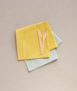 Serviette de table Nordic Winter coton chambray brodé croix bleu - Sylvie Thiriez