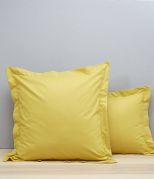Taie d'oreiller uni coton jaune bourdon 40x40 - Sylvie Thiriez