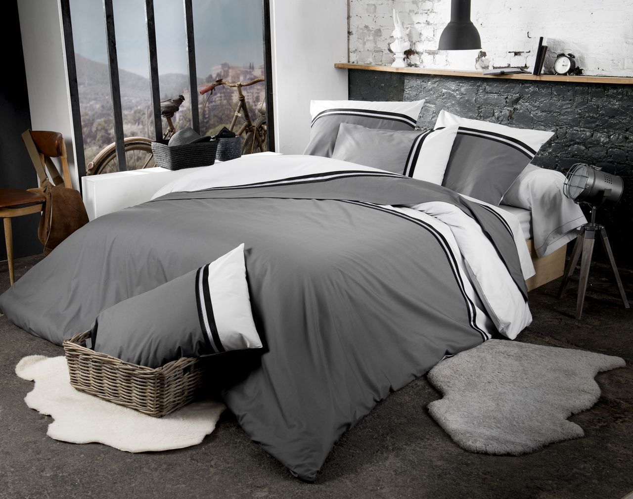 Taie D Oreiller Smoking Percale Blanc Gris Galon Satin Noir 50x70 Tradilinge
