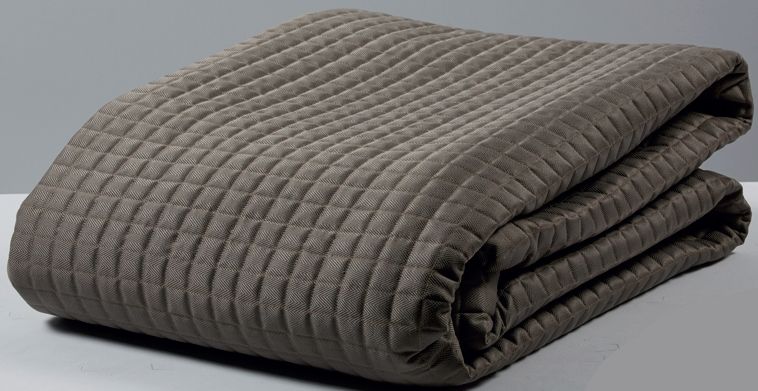 Jeté de lit Allegro matelassé motif 270x260 - Autrement dit